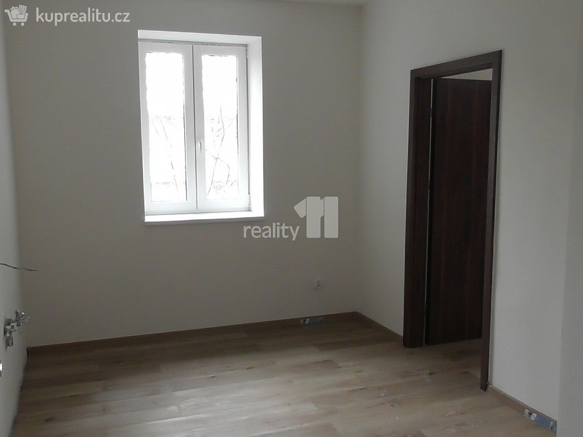 Prodej  činžovního domu 1192 m^2 Palackého, Ostrava 