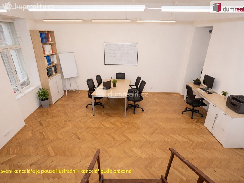 Pronájem  kanceláře 80 m^2 Školská, Praha 1 