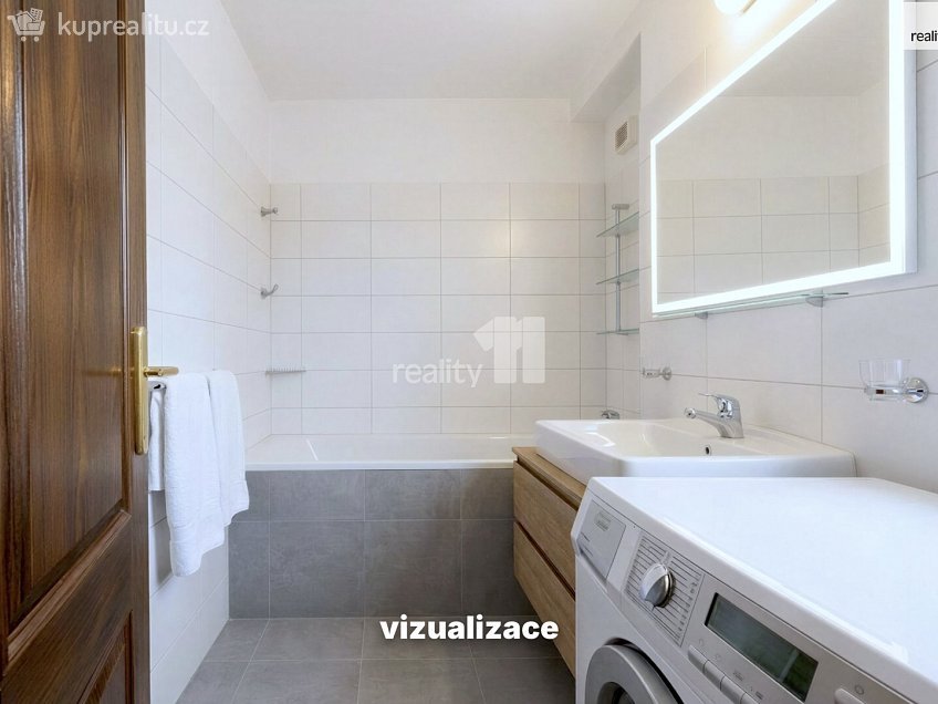 Prodej bytu 3+kk 151 m^2 Kamýcká, Praha-Suchdol 