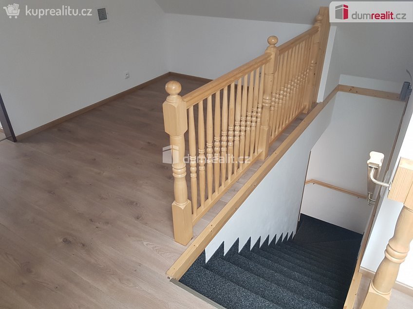 Prodej  rodinného domu 230 m^2 Dolní Bousov, Dolní Bousov 