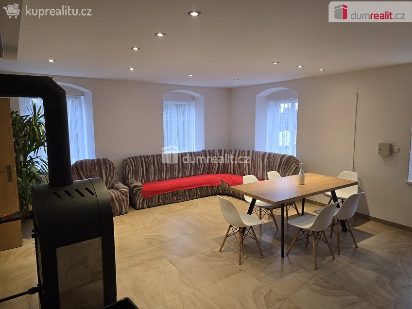 Prodej  rodinného domu 230 m^2 Dolní Bousov, Dolní Bousov 