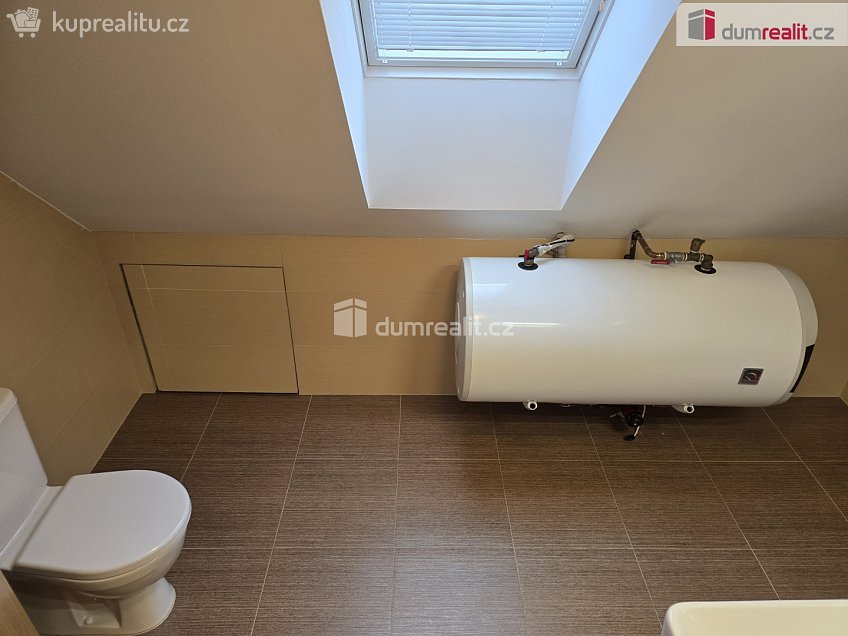 Prodej  rodinného domu 230 m^2 Dolní Bousov, Dolní Bousov 