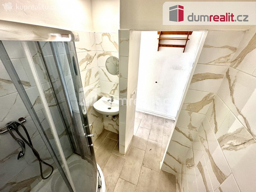 Pronájem bytu 1+kk 22 m^2 Hoření, Ústí nad Labem 