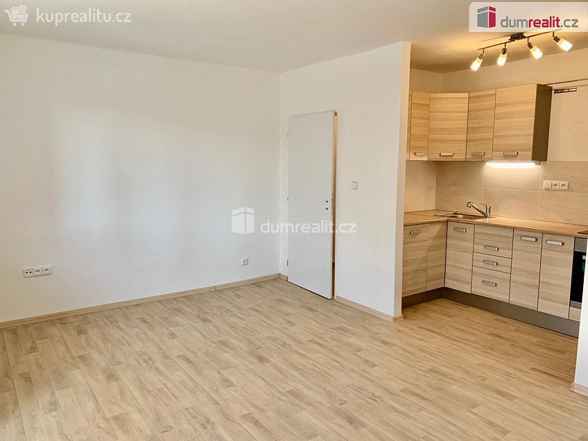 Pronájem bytu 3+kk 56 m^2 Velká Hradební, Ústí nad Labem 