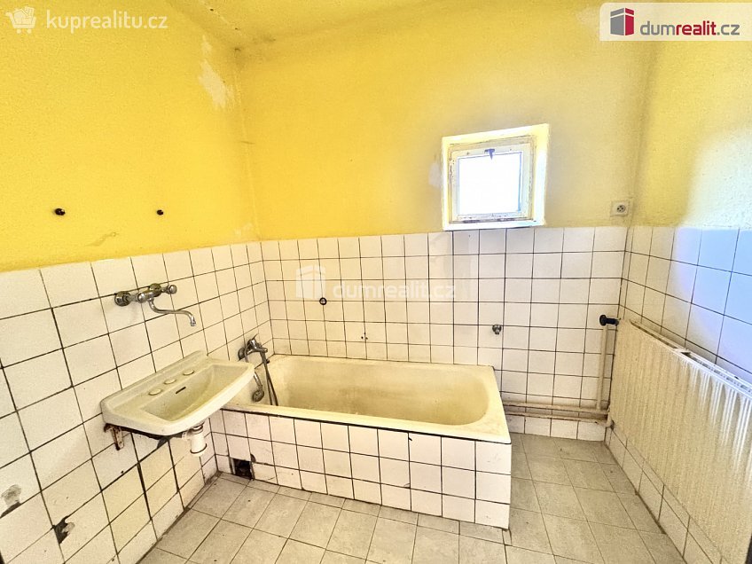 Prodej  rodinného domu 108 m^2 Pelhřimov, Pelhřimov 