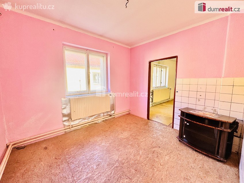 Prodej  rodinného domu 108 m^2 Pelhřimov, Pelhřimov 