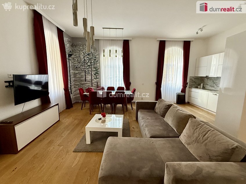 Pronájem bytu 3+1 125 m^2 Ibsenova, Mariánské Lázně 