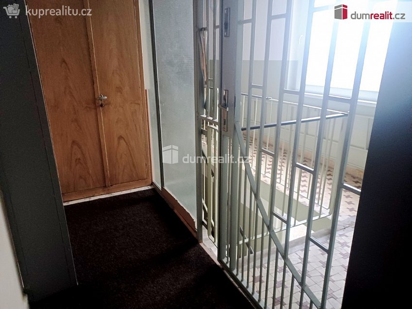 Pronájem bytu 4+1 92 m^2 Spartakiádní, Ústí nad Labem 