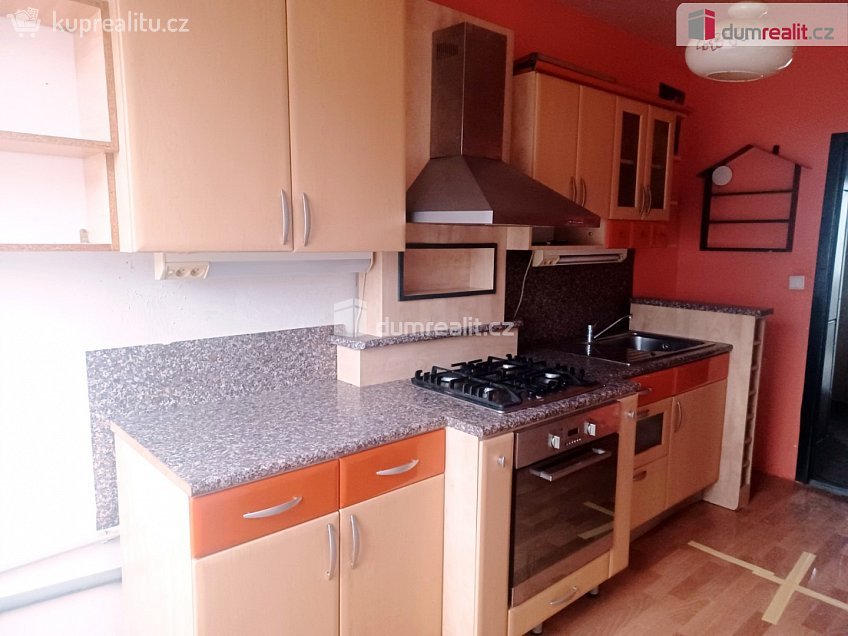 Pronájem bytu 4+1 92 m^2 Spartakiádní, Ústí nad Labem 