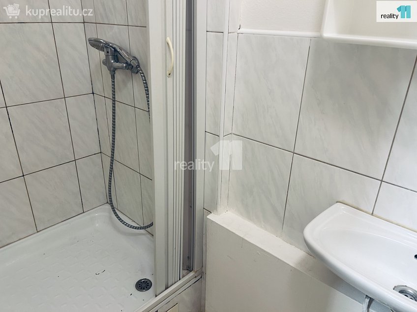 Prodej bytu 1+1 24 m^2 Gruzínská, Praha 10 