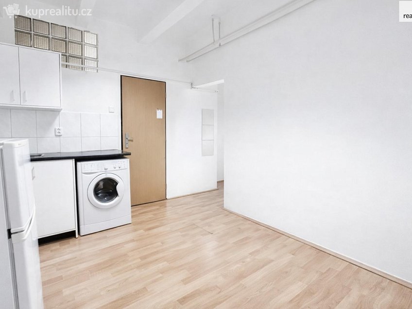 Prodej bytu 1+1 24 m^2 Gruzínská, Praha 10 