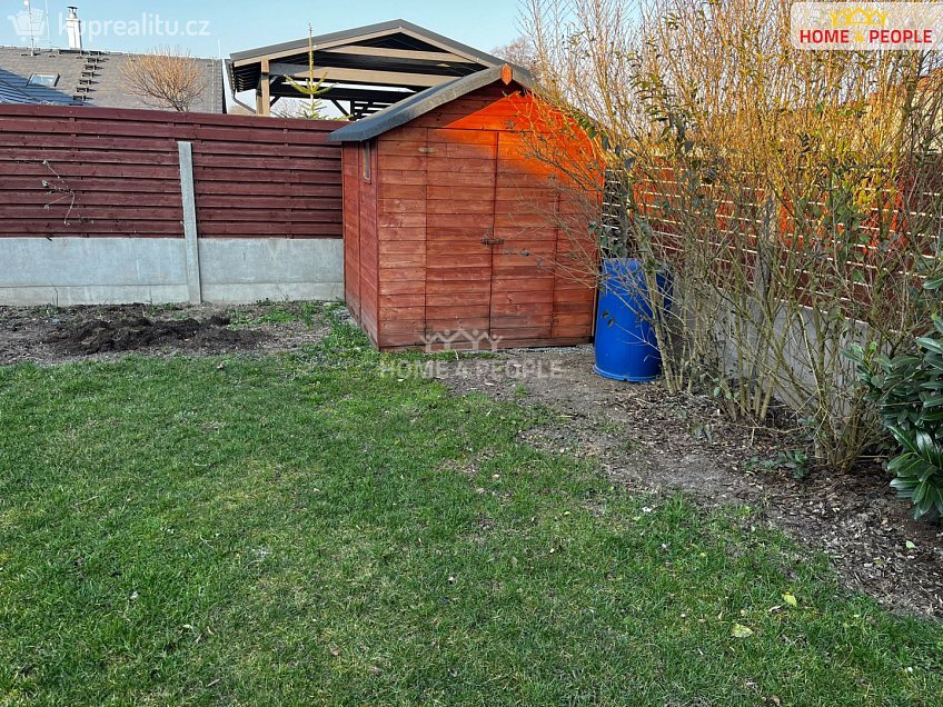 Pronájem bytu 2+1 70 m^2 Šámalova, Horoušany 