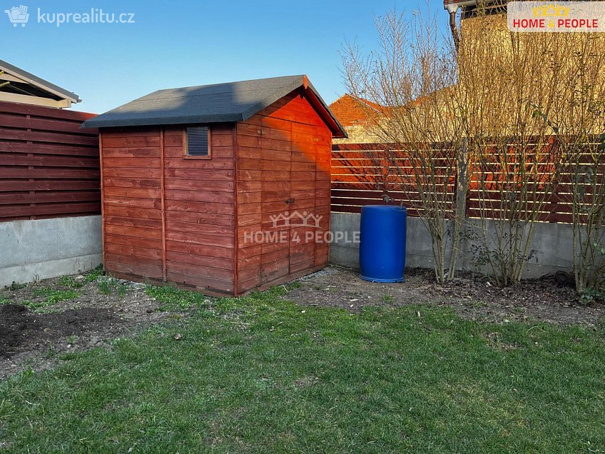 Pronájem bytu 2+1 70 m^2 Šámalova, Horoušany 