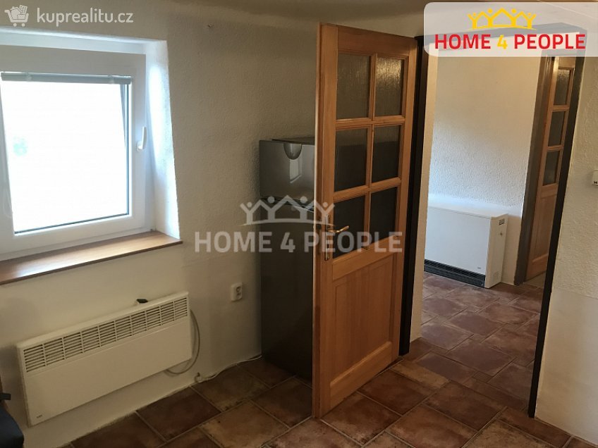 Pronájem bytu 2+1 70 m^2 Šámalova, Horoušany 