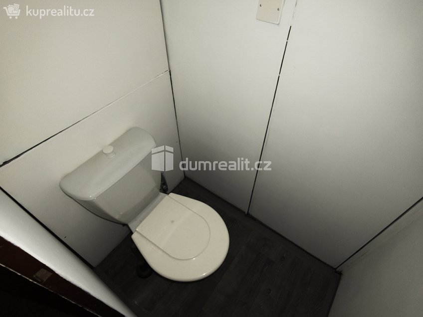 Pronájem bytu 2+1 58 m^2 Kladenská, Děčín 