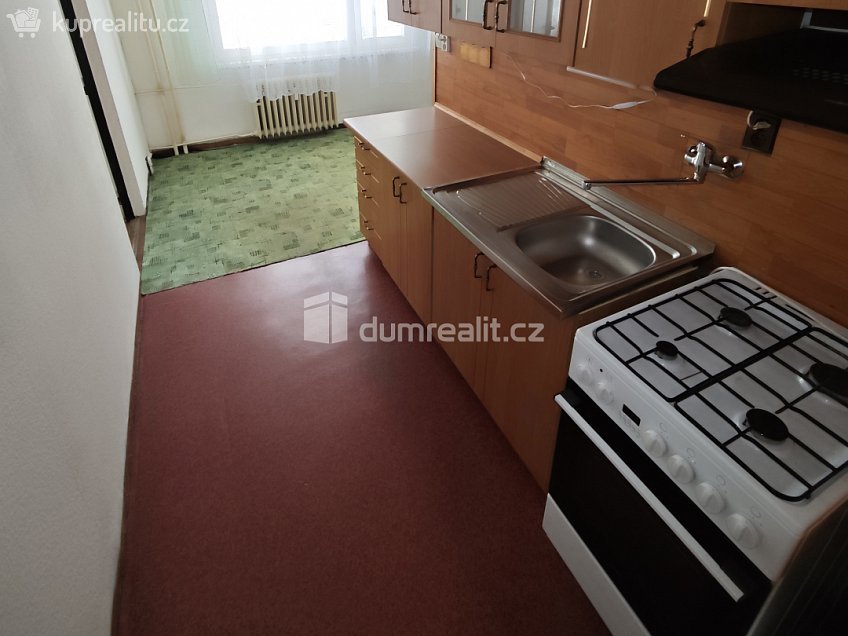 Pronájem bytu 2+1 58 m^2 Kladenská, Děčín 