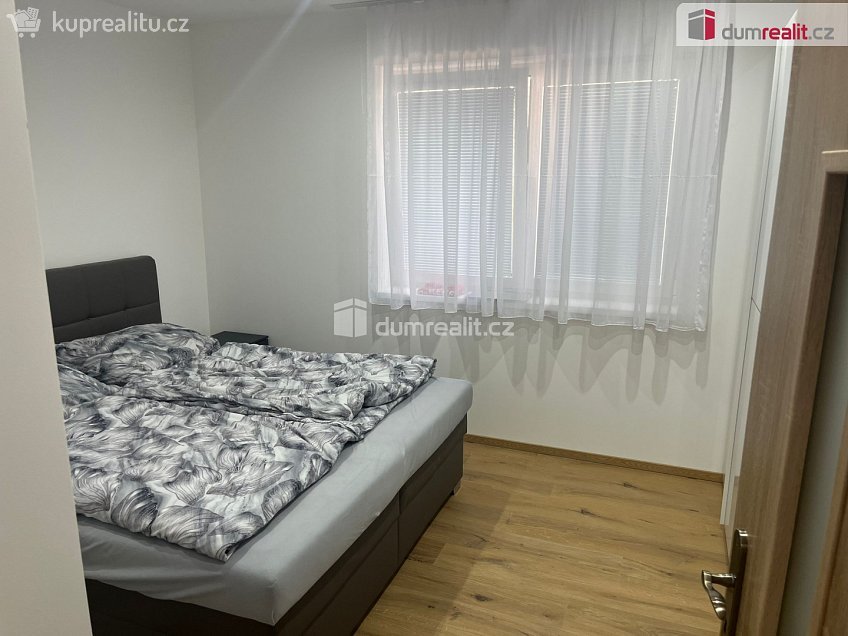 Pronájem  rodinného domu 100 m^2 Dolní Bousov, Dolní Bousov 