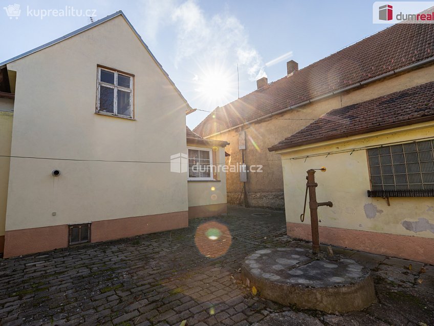 Prodej  rodinného domu 115 m^2 Pražská, Dobrovíz 