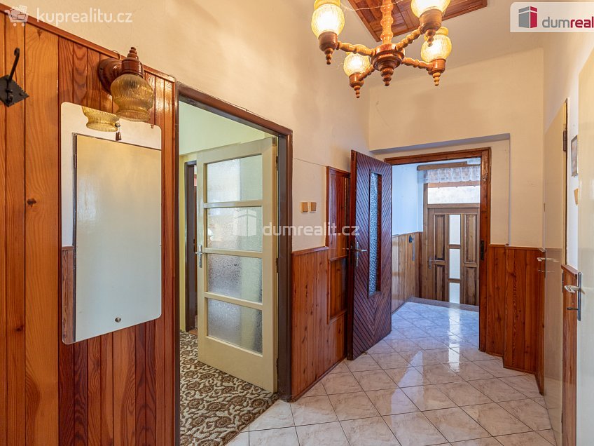 Prodej  rodinného domu 115 m^2 Pražská, Dobrovíz 
