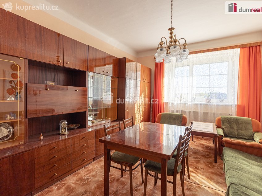 Prodej  rodinného domu 115 m^2 Pražská, Dobrovíz 