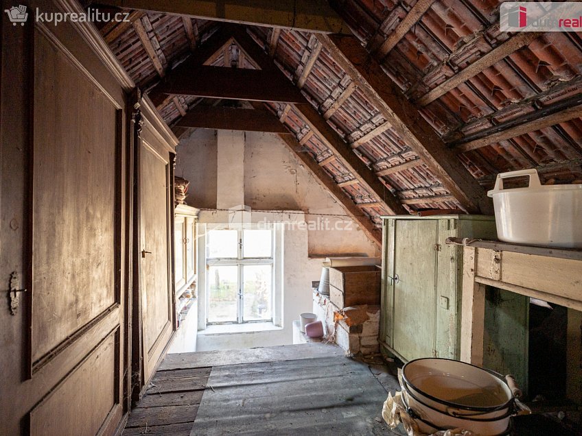 Prodej  rodinného domu 115 m^2 Pražská, Dobrovíz 