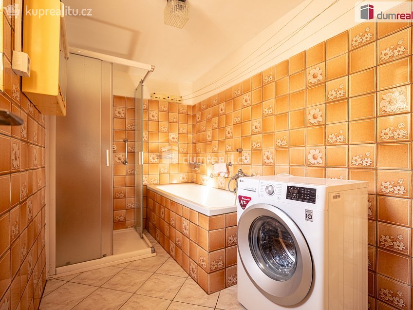 Prodej  rodinného domu 115 m^2 Pražská, Dobrovíz 