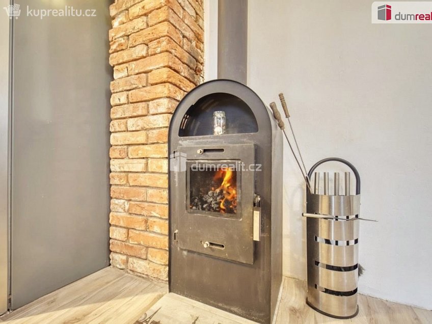 Prodej  rodinného domu 300 m^2 Velichov, Velichov 