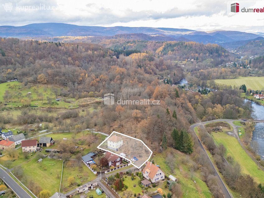 Prodej  rodinného domu 300 m^2 Velichov, Velichov 