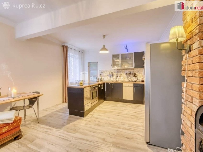 Prodej  rodinného domu 300 m^2 Velichov, Velichov 