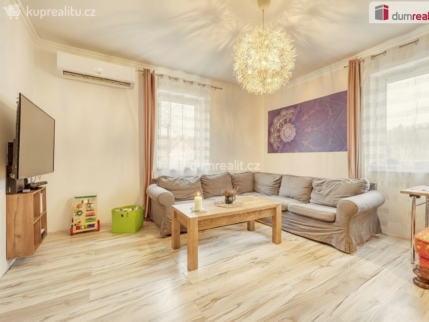 Prodej  rodinného domu 300 m^2 Velichov, Velichov 