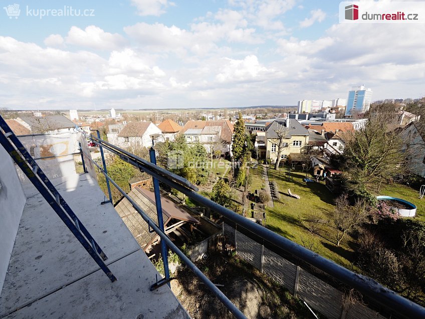 Prodej bytu 3+kk 66 m^2 Rohelova, Mělník 