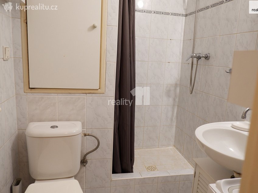 Pronájem bytu 1+kk 27 m^2 Pod Čertovým pahorkem, Příbram 