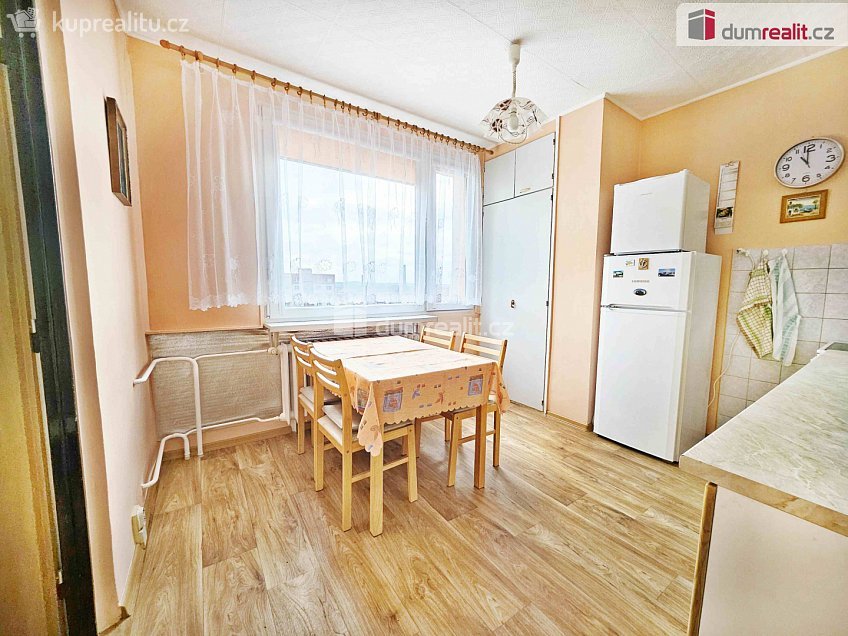 Pronájem bytu 2+1 52 m^2 Osvoboditelů, Lovosice 