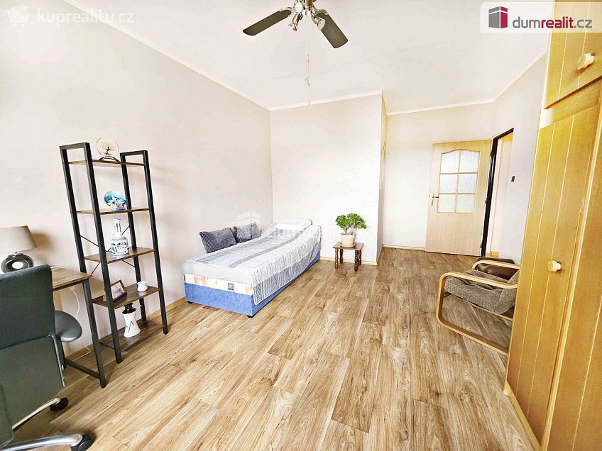 Pronájem bytu 2+1 52 m^2 Osvoboditelů, Lovosice 