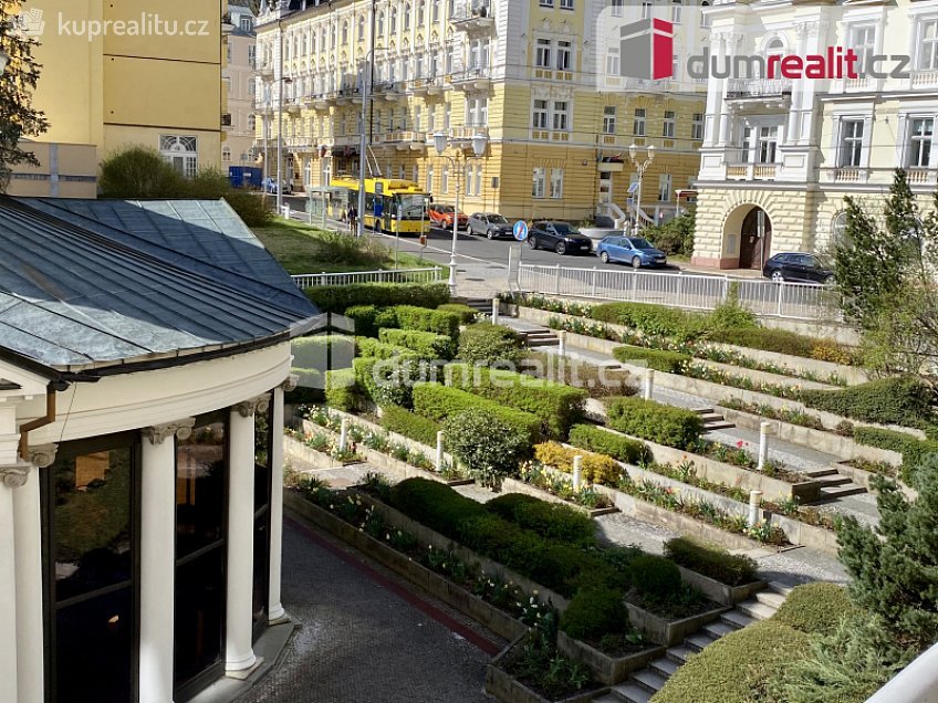 Pronájem bytu 2+kk 79 m^2 Masarykova, Mariánské Lázně 