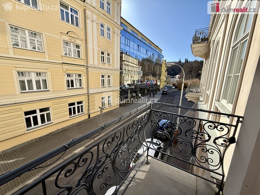 Pronájem bytu 2+kk 79 m^2 Masarykova, Mariánské Lázně 