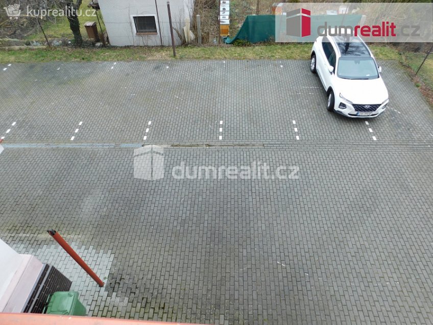 Pronájem bytu 1+1 40 m^2 Chářovská, Krnov 