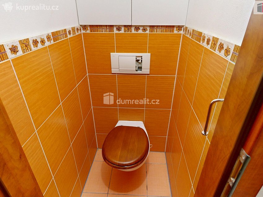 Pronájem bytu 2+1 51 m^2 Hornoměstská, Rýmařov 