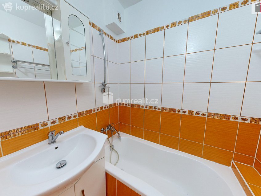 Pronájem bytu 2+1 51 m^2 Hornoměstská, Rýmařov 