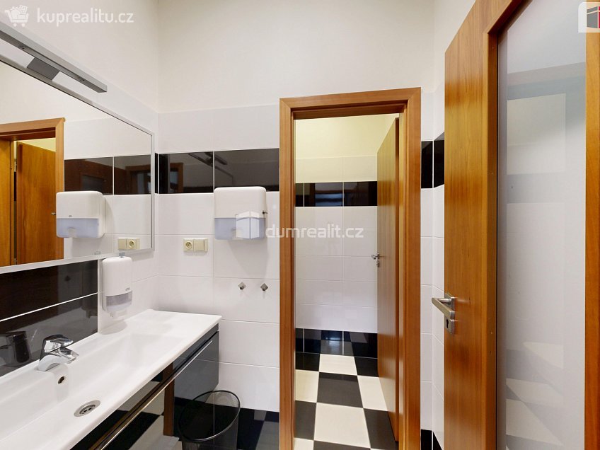 Pronájem  kanceláře 59 m^2 Masařská, Opava 