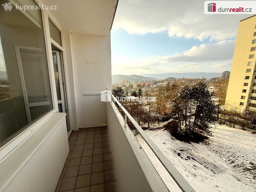 Pronájem bytu 3+1 72 m^2 Malátova, Ústí nad Labem 