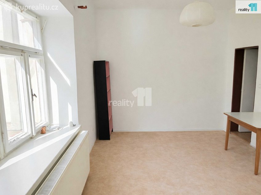 Pronájem  rodinného domu 208 m^2 Nová Paka, Nová Paka 