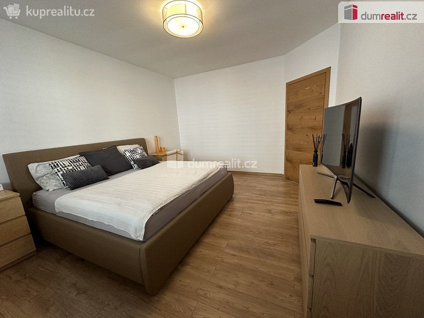 Prodej  rodinného domu 229 m^2 Dobrovského, Děčín 