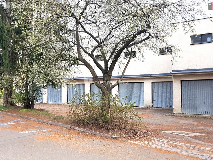 Prodej  garáže 17 m^2 Strž, Brno 