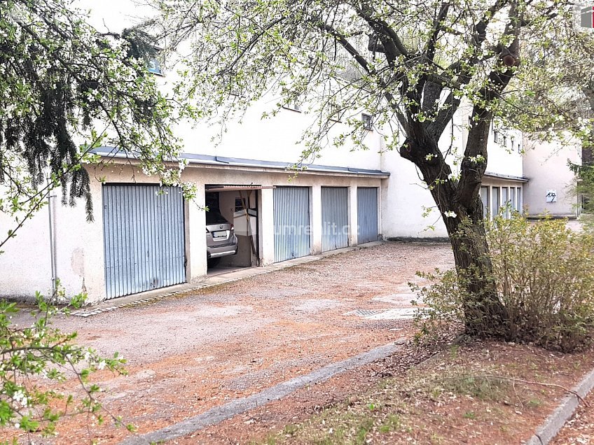 Prodej  garáže 17 m^2 Strž, Brno 