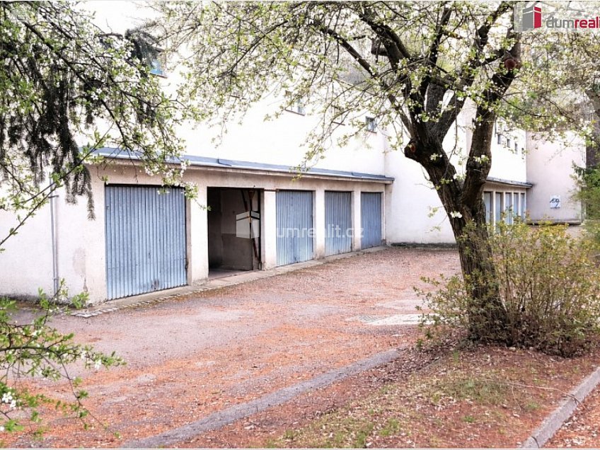 Prodej  garáže 17 m^2 Strž, Brno 