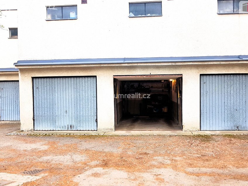 Prodej  garáže 17 m^2 Strž, Brno 