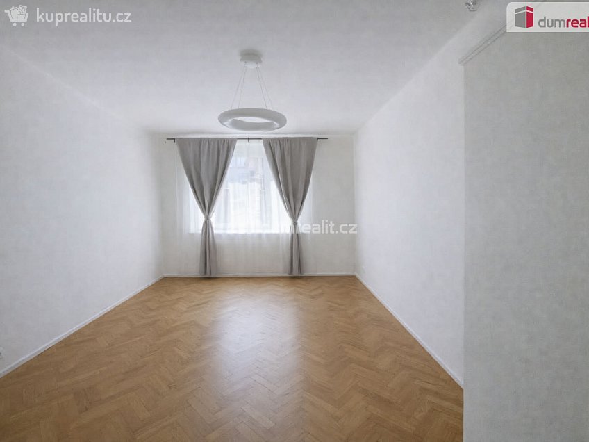 Pronájem bytu 3+1 84 m^2 Holečkova, Praha 5 