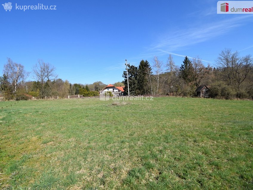 Prodej  stavebního pozemku 2256 m^2 Nad Splavem, Nespeky 