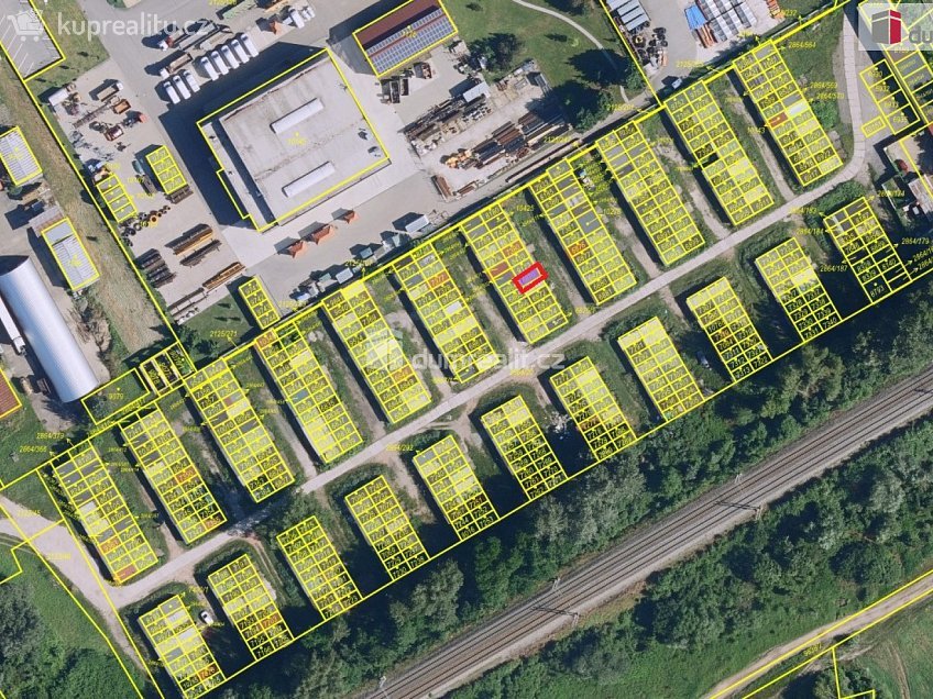 Pronájem  garáže 19 m^2 Hodonín, Hodonín 